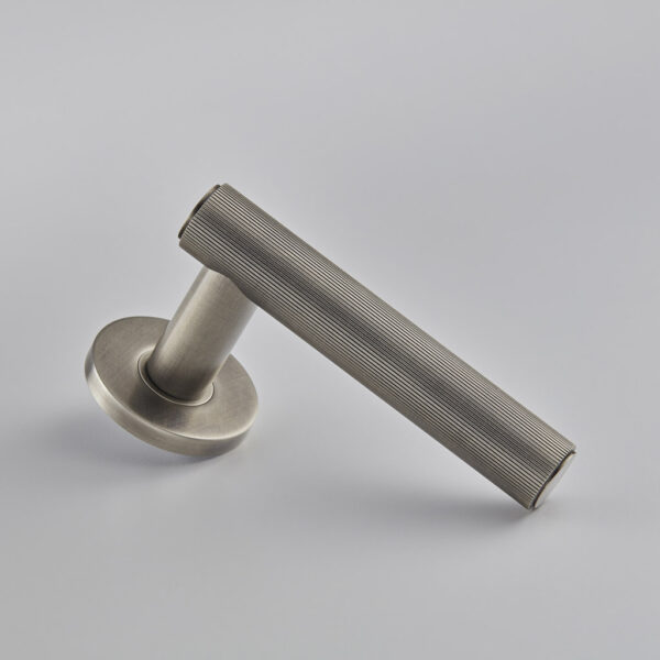 5" Avenue Door Handle