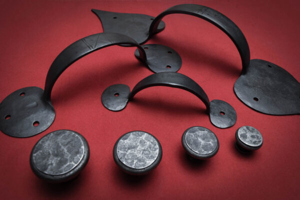 Iron Handles & Pulls