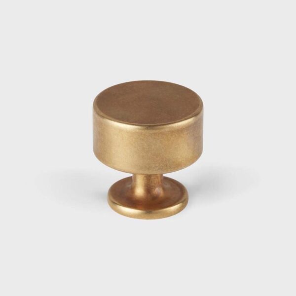 1-1/4" Kingsheath Knob