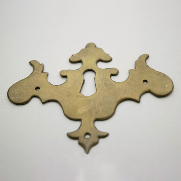 2-1/4" LD-CH-116 Chippendale Escutcheon