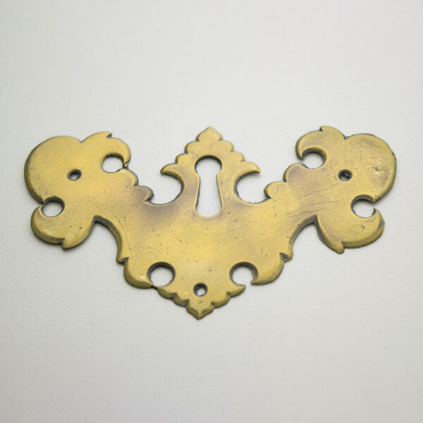 2-7/8" LD-CH-81 Chippendale Escutcheon