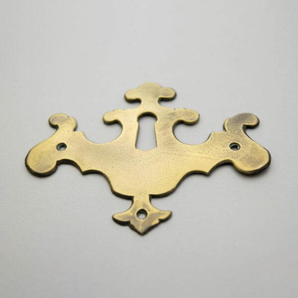 2-1/2" LD-CH-96 Chippendale Escutcheon