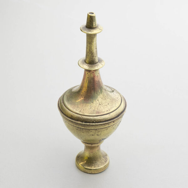 LD-F-14 Narrow Urn Finial