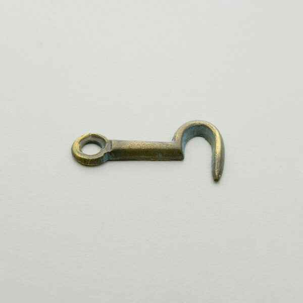 LD-HL-8 Small Flat Back Hook