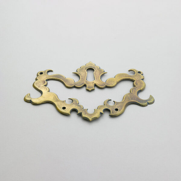 LD-PP-3 3-1/2" Pierced Plate Escutcheon