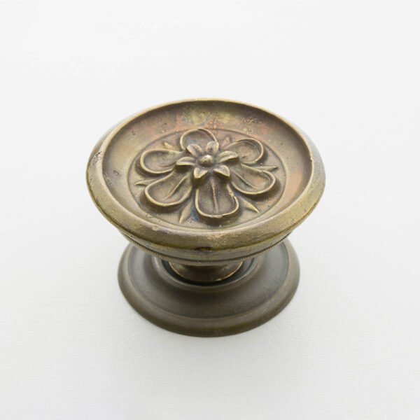 1-13/16" LD-SK-35 Sheraton Knob