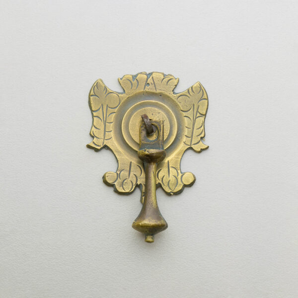 LD-WM-18 1-9/16" Drop Pull