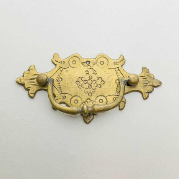 LD-WM-36 2-1/4" William & Mary Pull