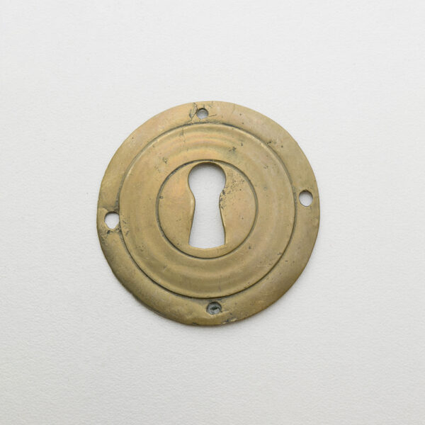 LD-WM-71 2" William & Mary Escutcheon