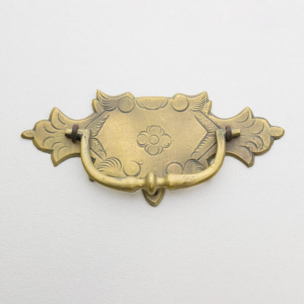 LD-WM-88 2-3/16" William & Mary Pull