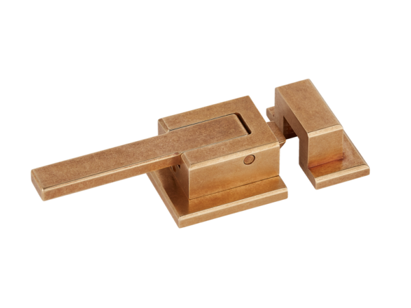 4-1/4" Digbeth Flush Latch