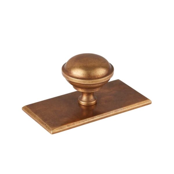 1-3/8" Queslett Cabinet Knob w/ Rectangular Backplate