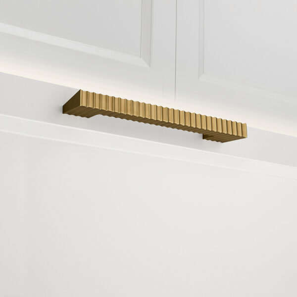 24" Flute Appliance Pull