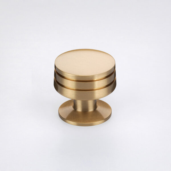 1-3/8" Braemar Knob by Crofts & Assinder