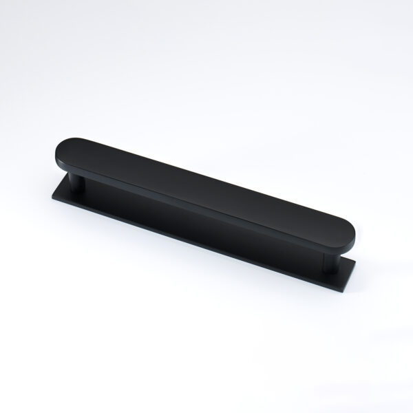 2-1/2" Cambridge Cup Handle by Crofts & Assinder