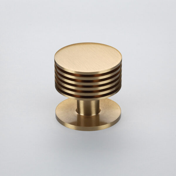 1-3/8" Skomer Knob by Crofts & Assinder