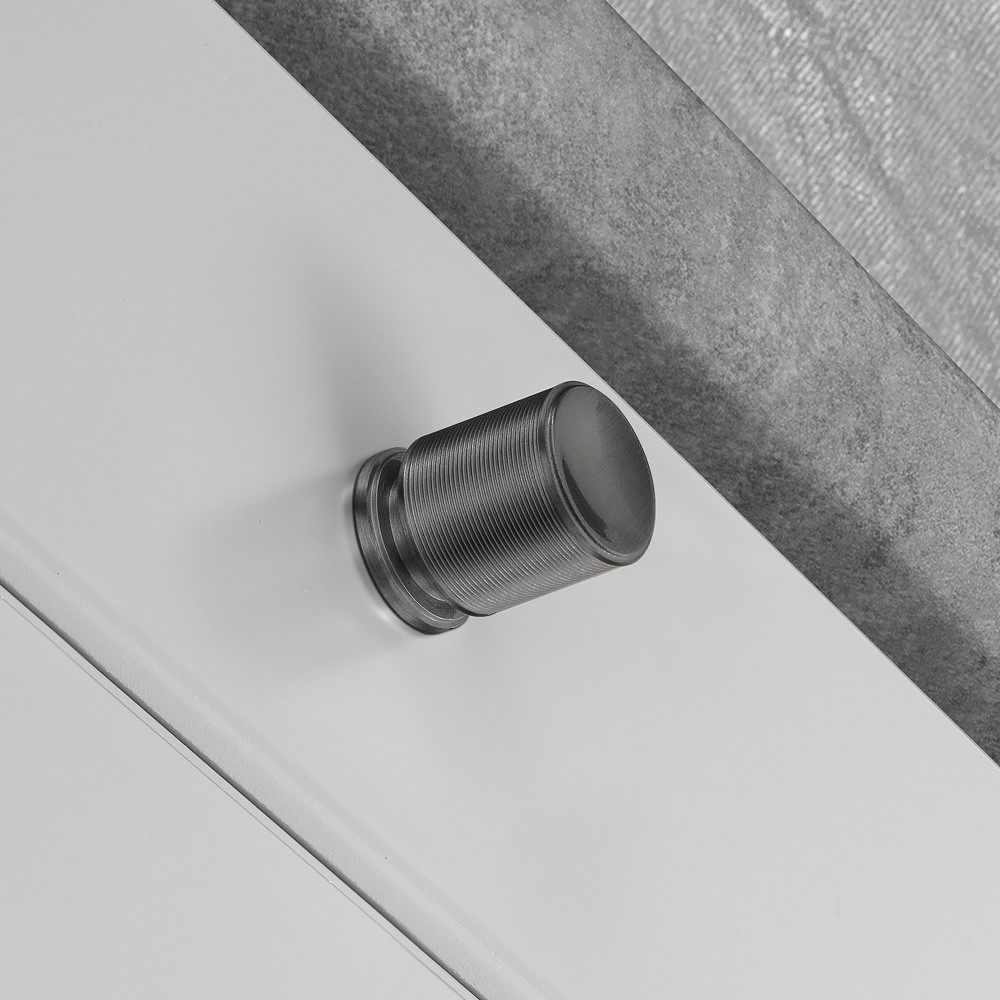 1-1/4" Monaco Knob by MYOH