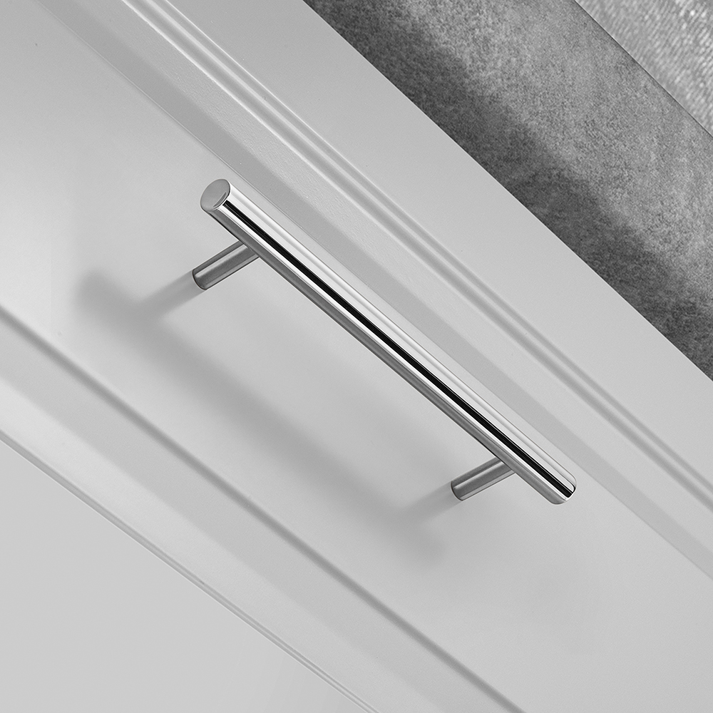 7-9/16" Bauhaus Bar Pull by MYOH